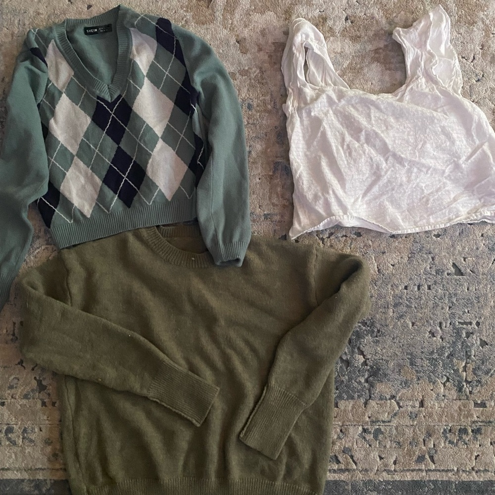 Women’s clothing lot